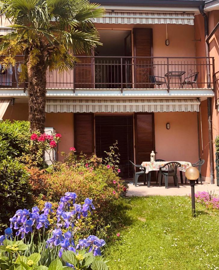 Casa Tiziana Villa Lavena Ponte Tresa Exteriör bild