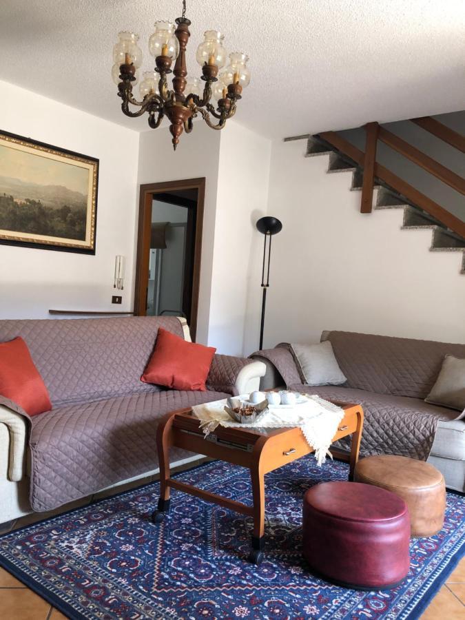 Casa Tiziana Villa Lavena Ponte Tresa Exteriör bild